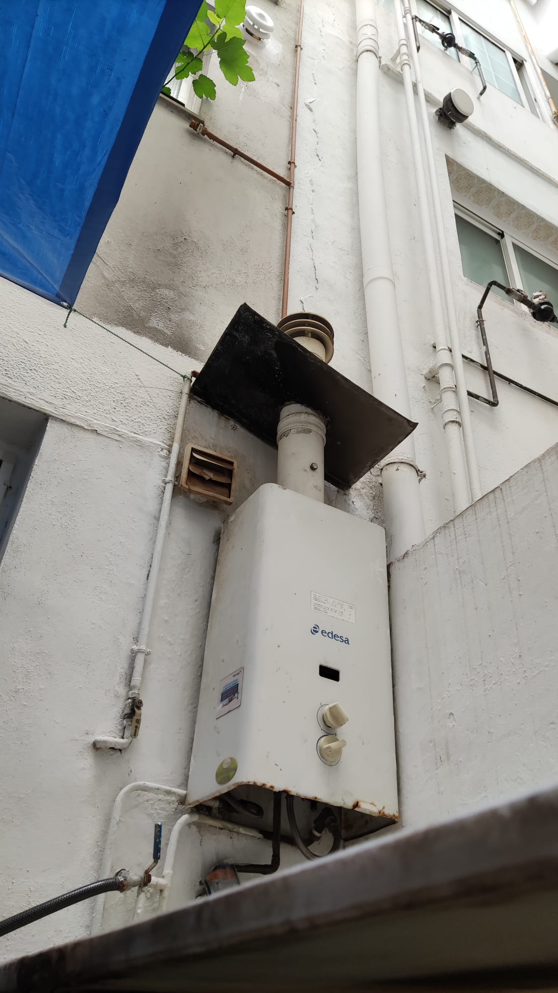 Calentadores de gas atmosféricos, Agua Caliente
